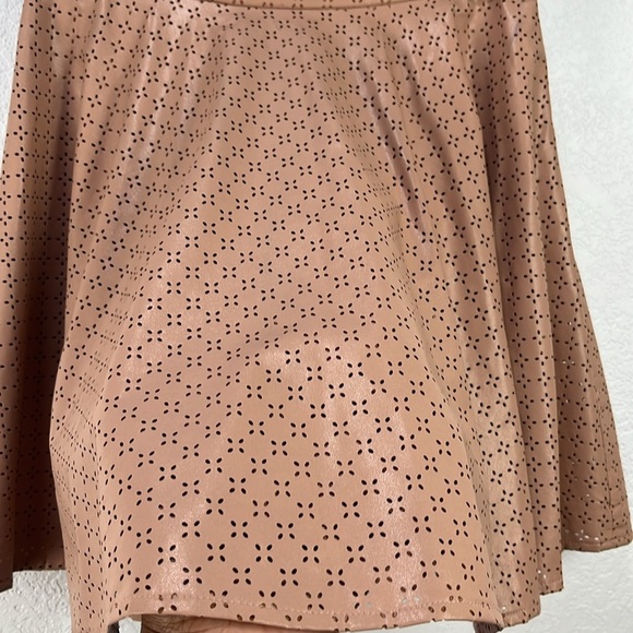 Sunday in Brooklyn Women’s Blush Pink Skater Mini Skirt Size 4 Summer Side Zip - Picture 8 of 11